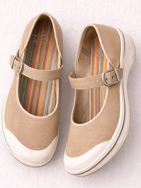 Dansko Vegan Valerie Mary Jane Shoes Tan Scandi Minimal Slip Resistant 39 B91